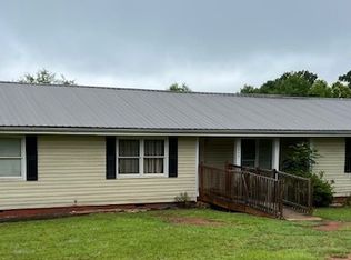 262 Windy Ln, Jackson, GA 30233