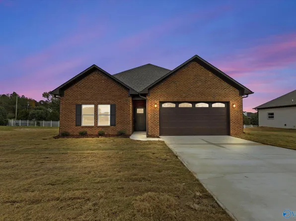 340 Krimson Cir, Albertville, AL 35951