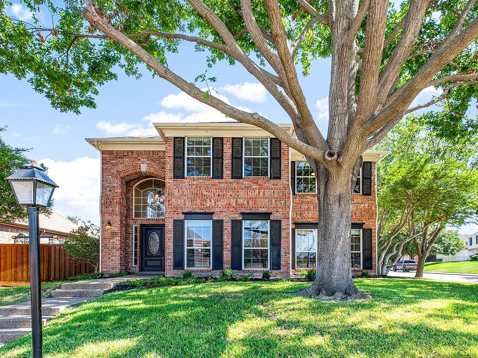 1st image of 18404 Woodpond Pl