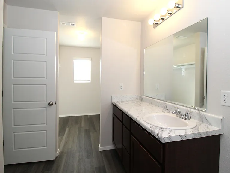 3321 Gulley Ln — Photo 10