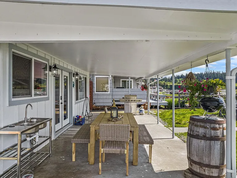 260 Driftwood Shores Rd — Photo 27