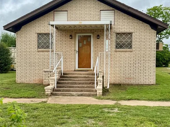120 N Main St, Verden, OK 73092