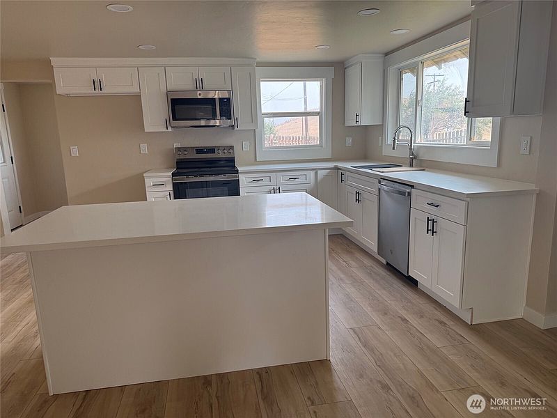 5th image of 1200 Tibbling Road