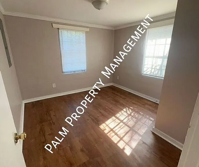 2108 Bulloch St — Photo 6