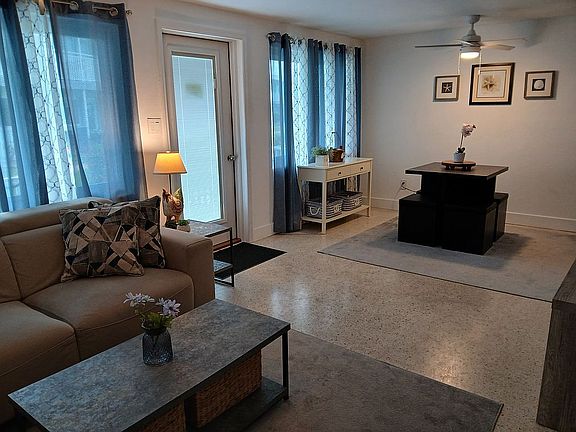 5th image of 1834 Shore Dr S APT 2