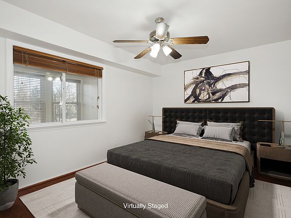 4th image of 3315 Wyndham Cir APT 1221