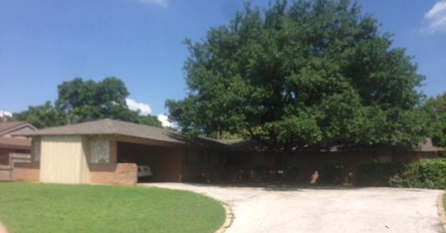 1st image of 5305 1/2 Laurel Lake Dr