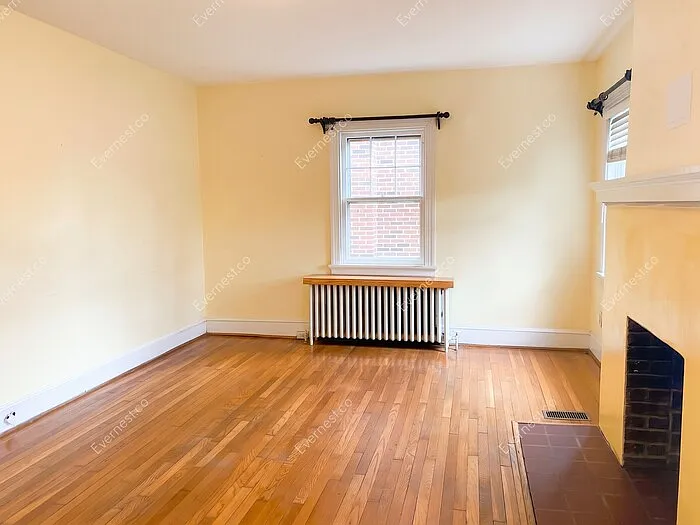 3 bed, 2.0 bath, 1669 sqft, $2,179 — Photo 4
