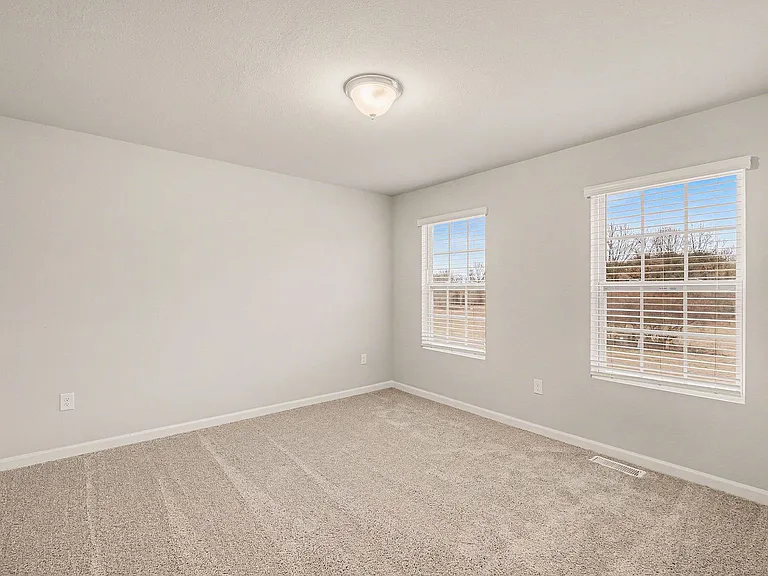 1016 Maple Ave — Photo 16