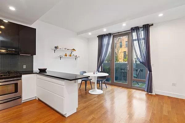 1st image of 315 Gates Ave APT 1F