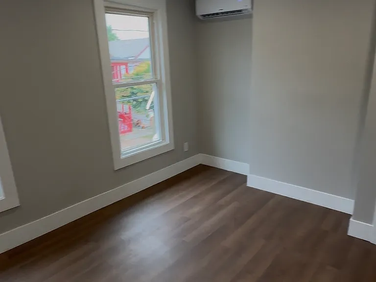 23 Benson St #3 — Photo 8