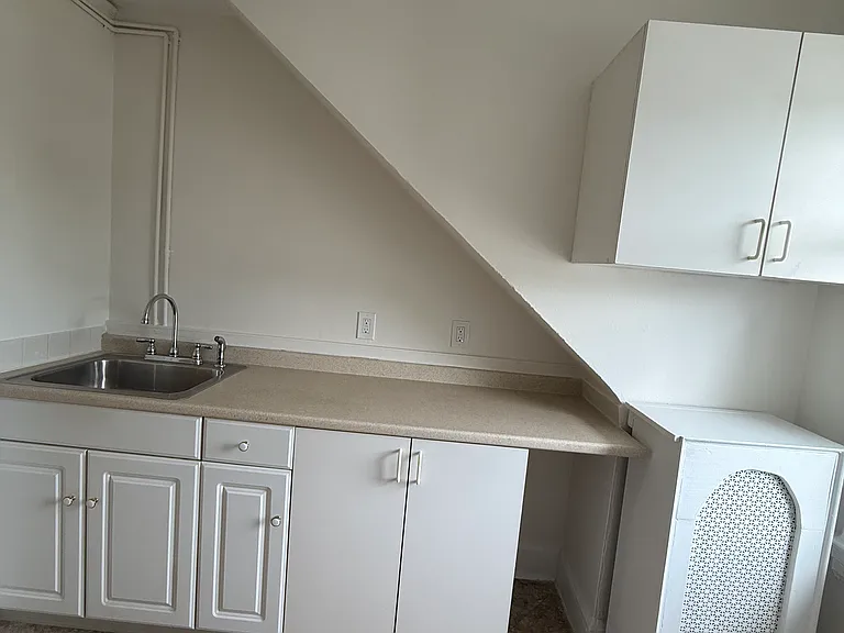 19 Neptune Ave #3 — Photo 4