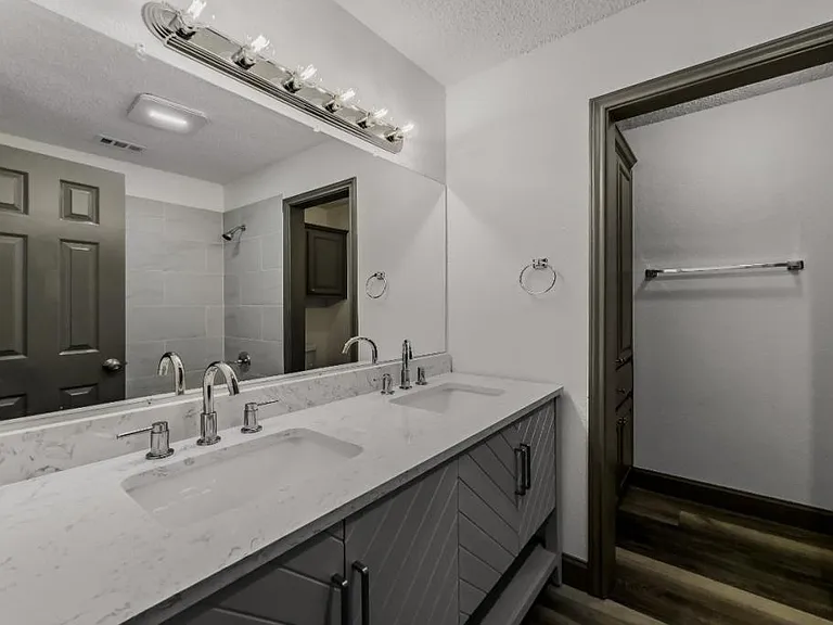 116 Princeton Cir — Photo 16