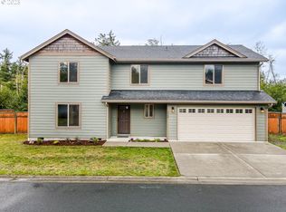 1700 Eastwind Ter, Hammond, OR 97121