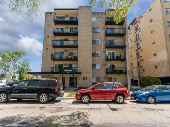 310 Lathrop Ave #202-204, Forest Park, IL 60130