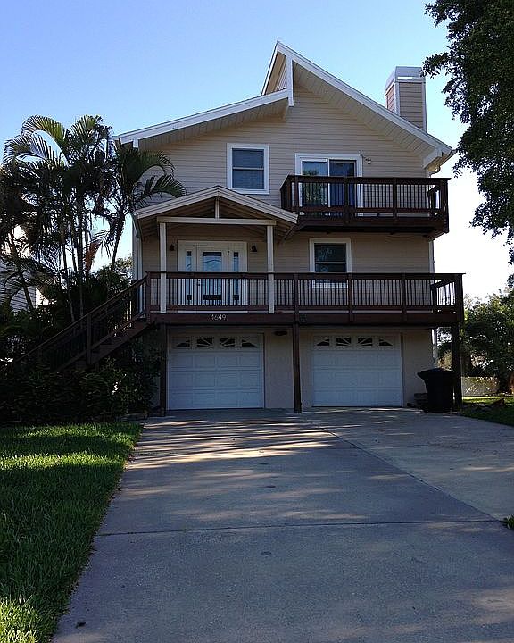 1st image of 4649 Chancellor Cir NE