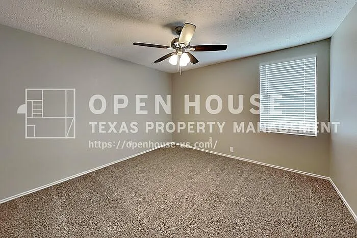 900 Rose Crystal Way — Photo 14