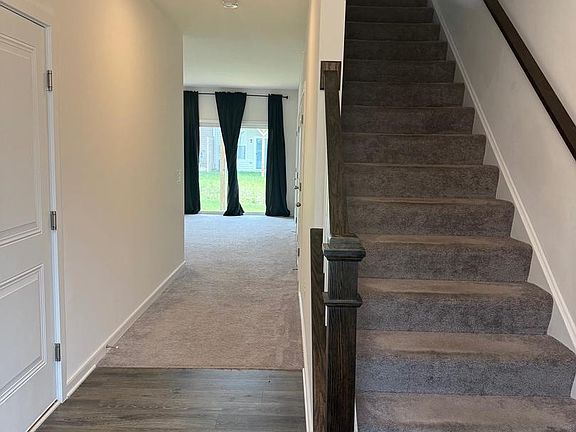 2nd image of 106 Huff Dr