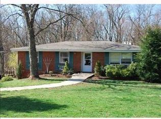 110 S Jamestown Rd, Coraopolis, PA 15108