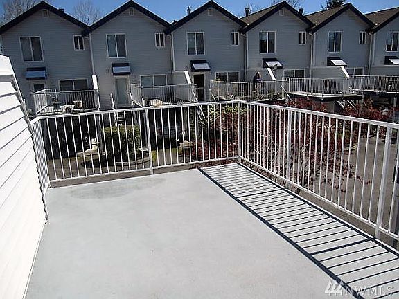3rd image of 16420 Spruce Way APT A7