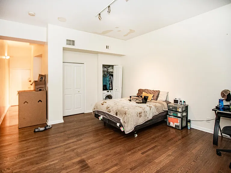 186 Wayne St #314D — Photo 4