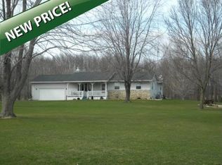 22930 W Hillcrest Rd, Brillion, WI 54110