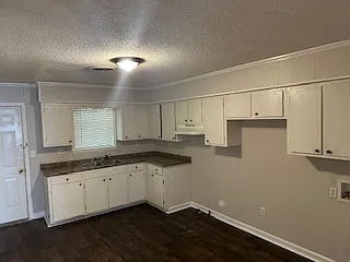1035 Hungerford St New - 1 — Photo 4
