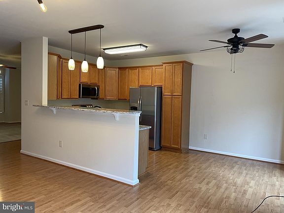 3rd image of 5155 Mallards Landing Dr