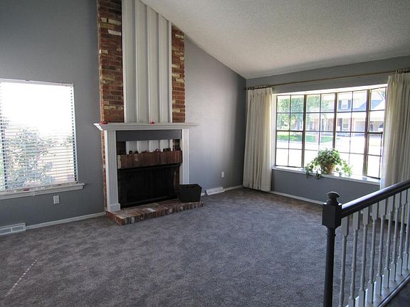 Fire Place/living room