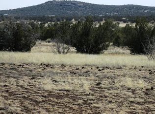 216 W Couchman Trl, Ash Fork, AZ 86320