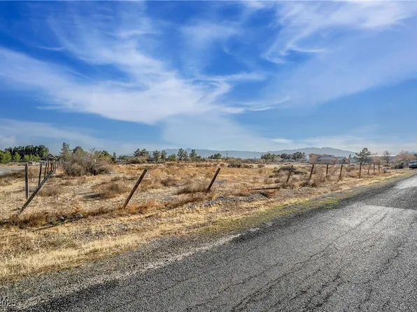 1611 Pluto St, Pahrump, NV 89048