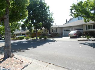 1695 Carleton Ct, Redwood City, CA 94061