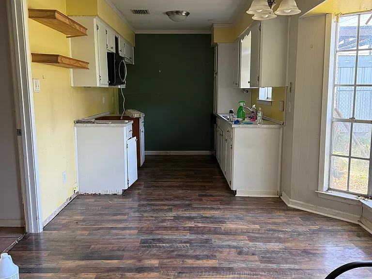 666 Overbluff St — Photo 3