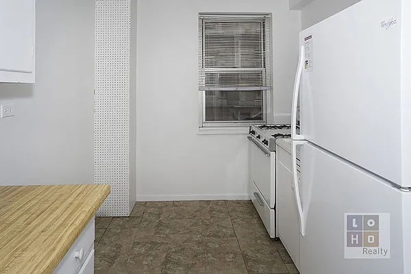 Rented by LoHo Realty | media 3