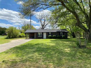 13 Auburn Dr SW, Cartersville, GA 30120