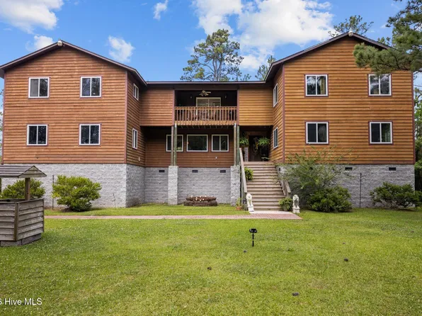 118 Pine Tree Lane, Bayboro, NC 28515