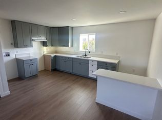 328 1/4 W 83rd St #A, Los Angeles, CA 90003
