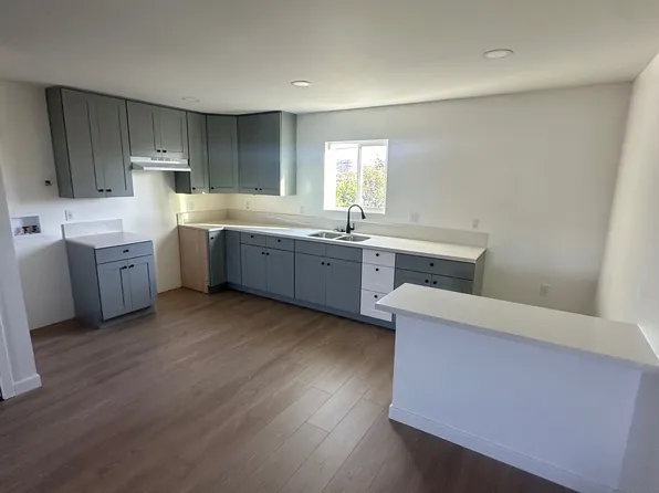 328 1/2 W 83rd St #A, Los Angeles, CA 90003