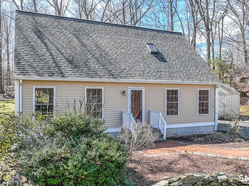 1st image of 17 Flatbrook Road