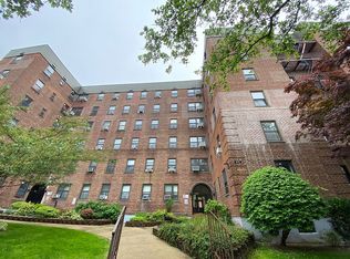 14110 28th Ave, Flushing, NY 11354