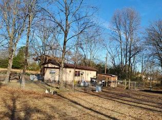 39 Central Ave W, Greers Ferry, AR 72067
