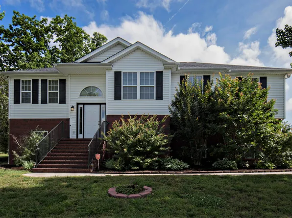 1885 Hazel Alder Ln, Soddy Daisy, TN 37379