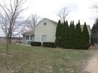 2322 S Watertown Rd, Oregon, IL 61061