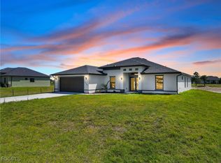 7870 19th Pl, Labelle, FL 33935