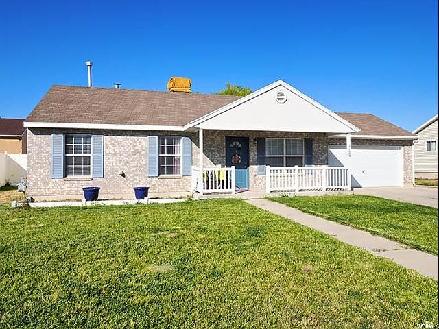 1st image of 3106 S Burdock Dr
