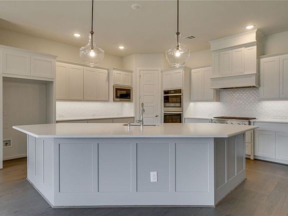 4th image of 4920 Campbeltown Dr