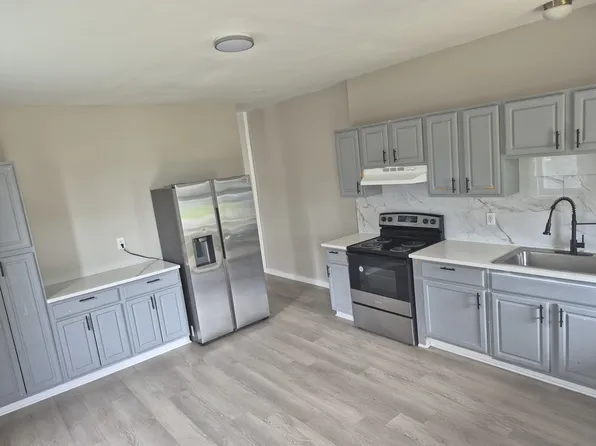 475 2nd St, Highspire, PA 17034