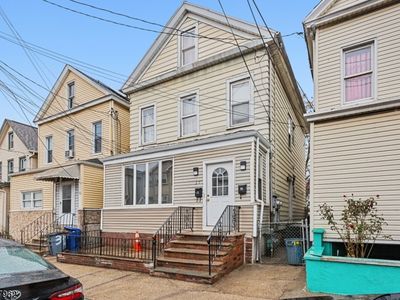 37 Atlantic St, Elizabeth, NJ, 07206
