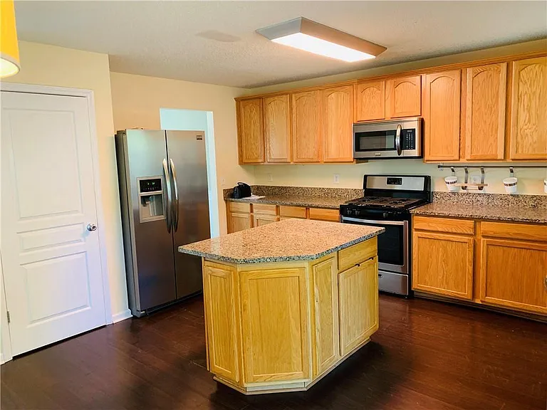 3324 Blue Springs Sta NW — Photo 13