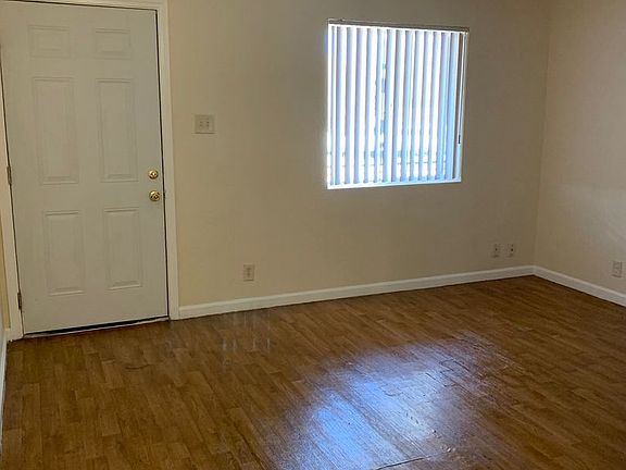5th image of 222 Charleston St NE APT 6